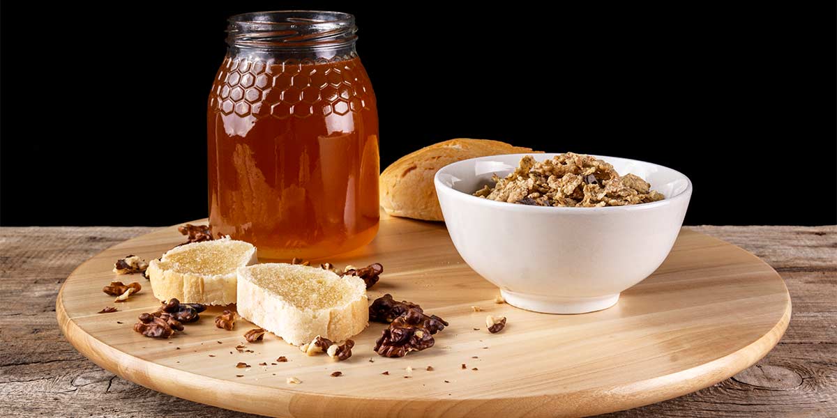 فواید استفاده از عسل در وعده صبحانه